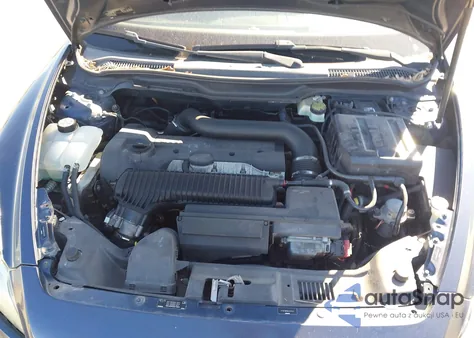 2012 Volvo C70 T5/T5 Platinum/T5 Premier Plus z USA, uszkodzony, nr VIN YV1672MC9CJ125044